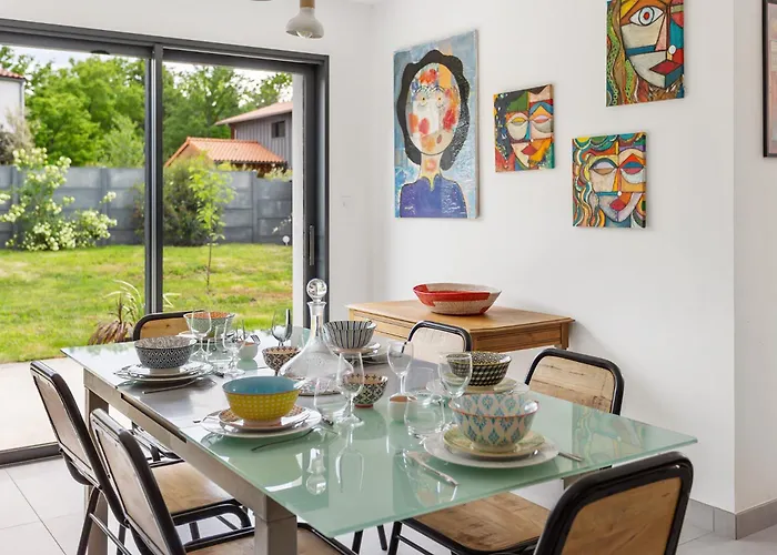 بيت للعطل La Grande Fouques - Calme & Confortable *